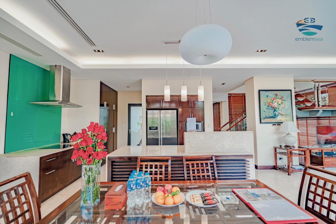 דה נאנג Emblem Sea 3 Bedroom Villas מראה חיצוני תמונה