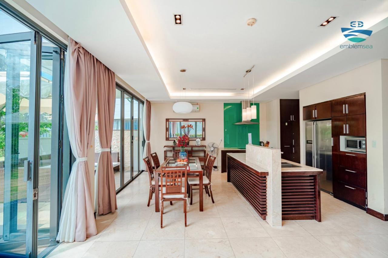 דה נאנג Emblem Sea 3 Bedroom Villas מראה חיצוני תמונה